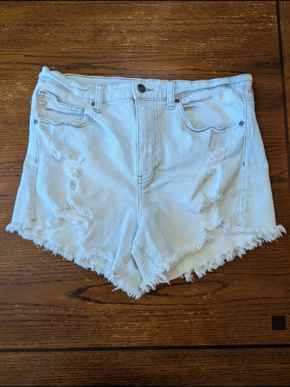 Kendall & Kylie Distressed Women's Denim Icon Shorts - Light Blue Size 11/30
